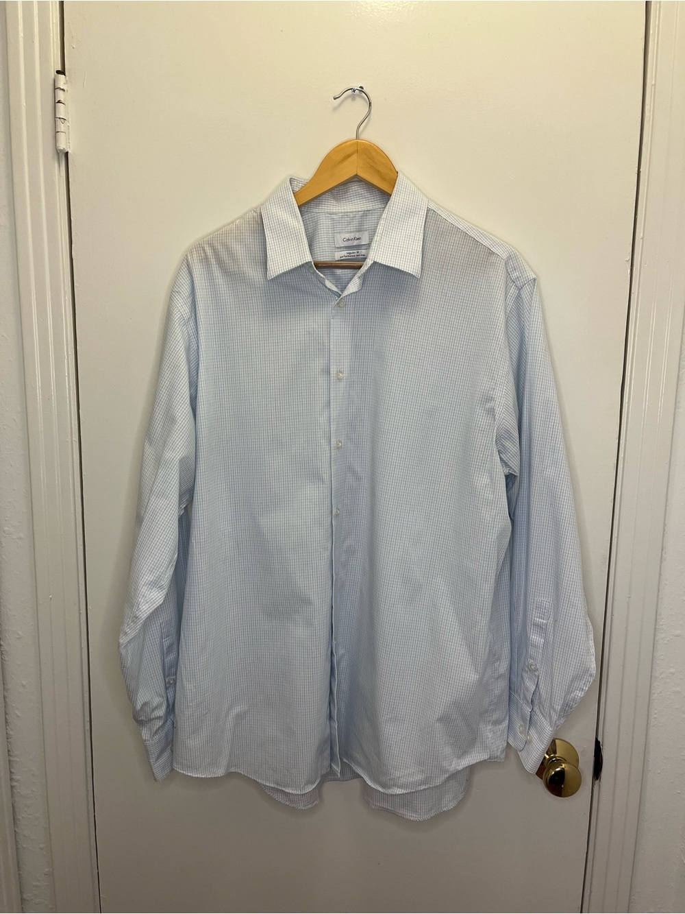 Calvin Klein Performance Non-Iron Blue Checkered Men's Long-Sleeve Dress Shirt